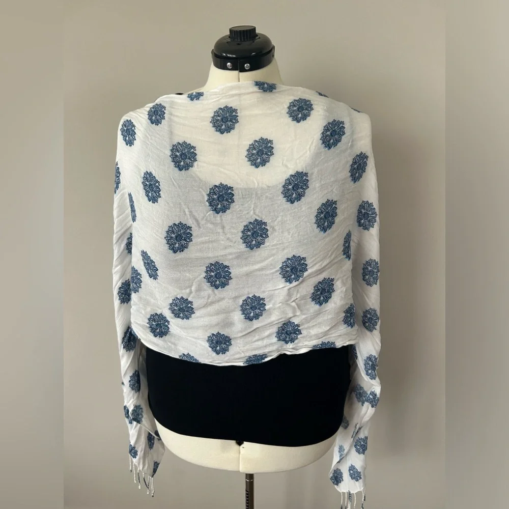 White with Blue Flowers Scarf - Picture 3 of 4